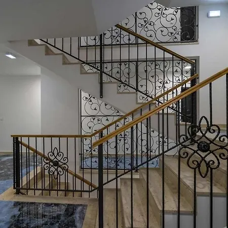 Royal Luxury With Garden And Private Parking Apartmán Split